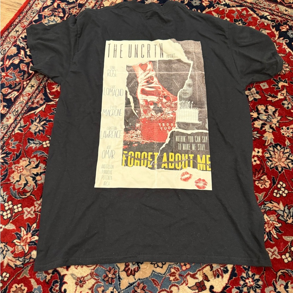Gildan Black Graphic band Tee